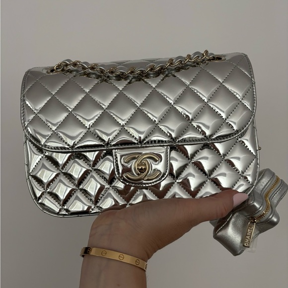 NWT 🖤 CHANEL 24C Silver Mirrored Metallic Medium Star Charm Flap Bag - Picture 3 of 16